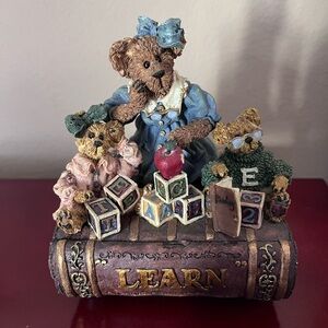 Boyds Bears 'Learn' Figurine - Blue and Brown